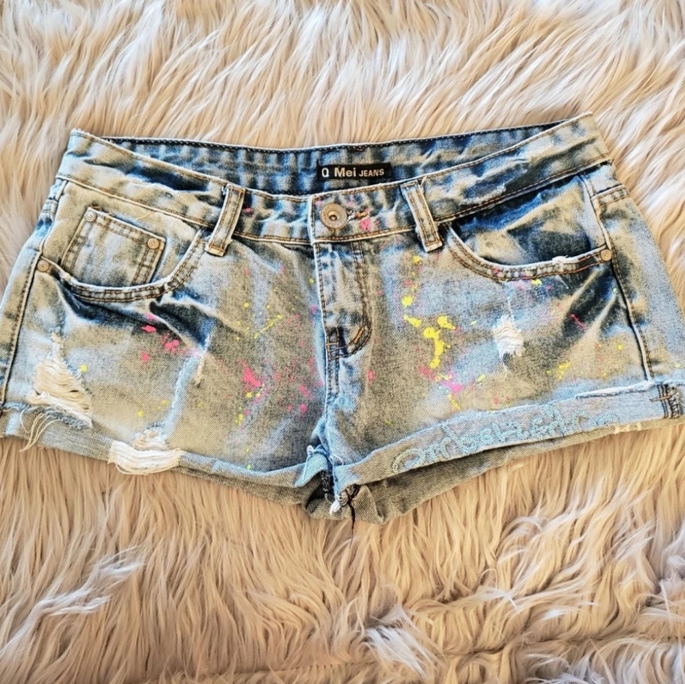 Q Mei Jean Splattered Paint Shorts